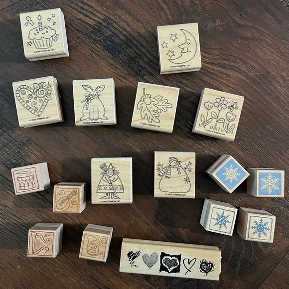 Collection of 17 Rubber Stamps - Picture 1 of 7